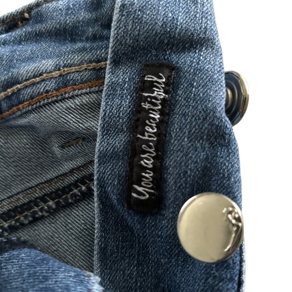 Dollhouse Women’s Shortalls - Basic Stretch Denim Jean Shorts Overalls Size 5 - Picture 7 of 16